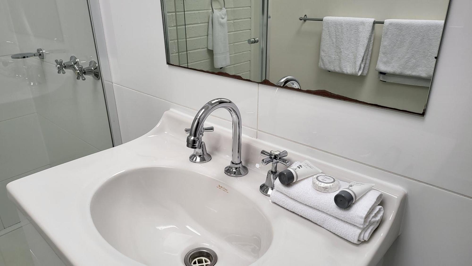 Kooweerup Motel Koo Wee Rup Екстер'єр фото